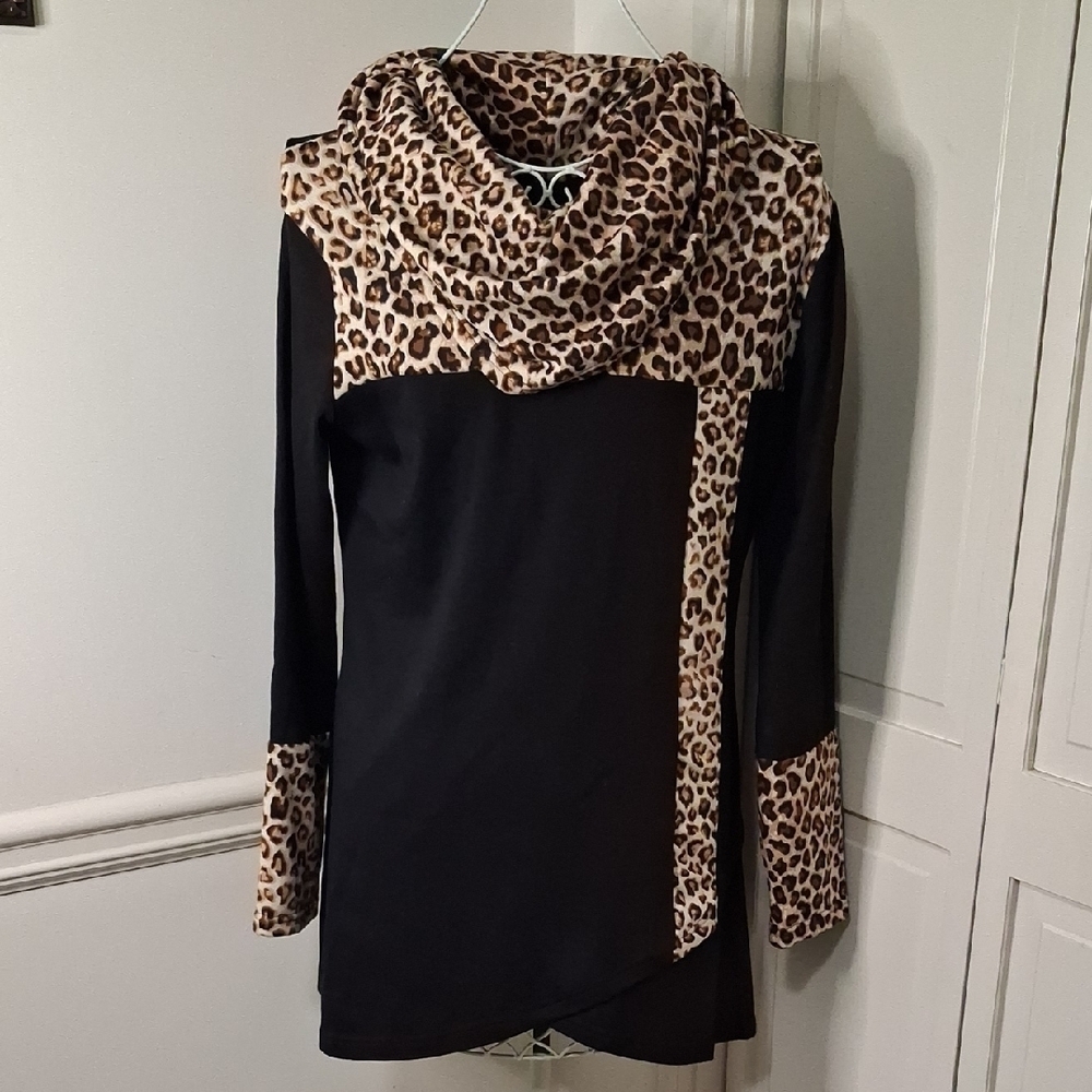 Furnex Leopard Print Black Women's Top